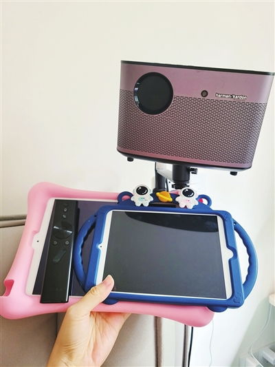 “數字原住民”的童年隱憂 專家呼吁，年齡越小越應與電子產品“斷舍離”